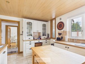 Photo 15- click for photo gallery